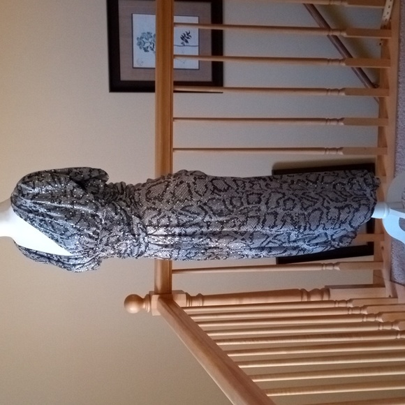 Vintage 80s - 90s rouched v front and back bling dress - Picture 5 of 13